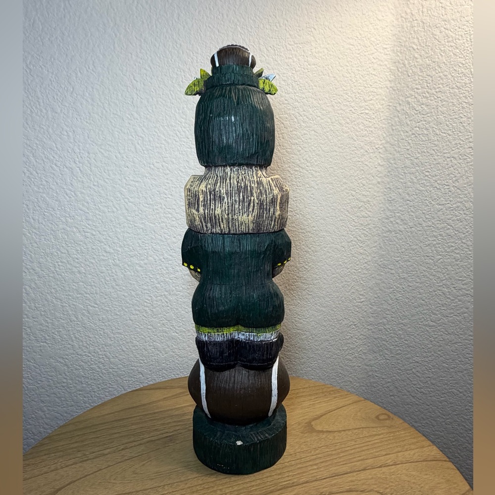 Oregon Ducks Tiki Totem - Picture 2 of 3